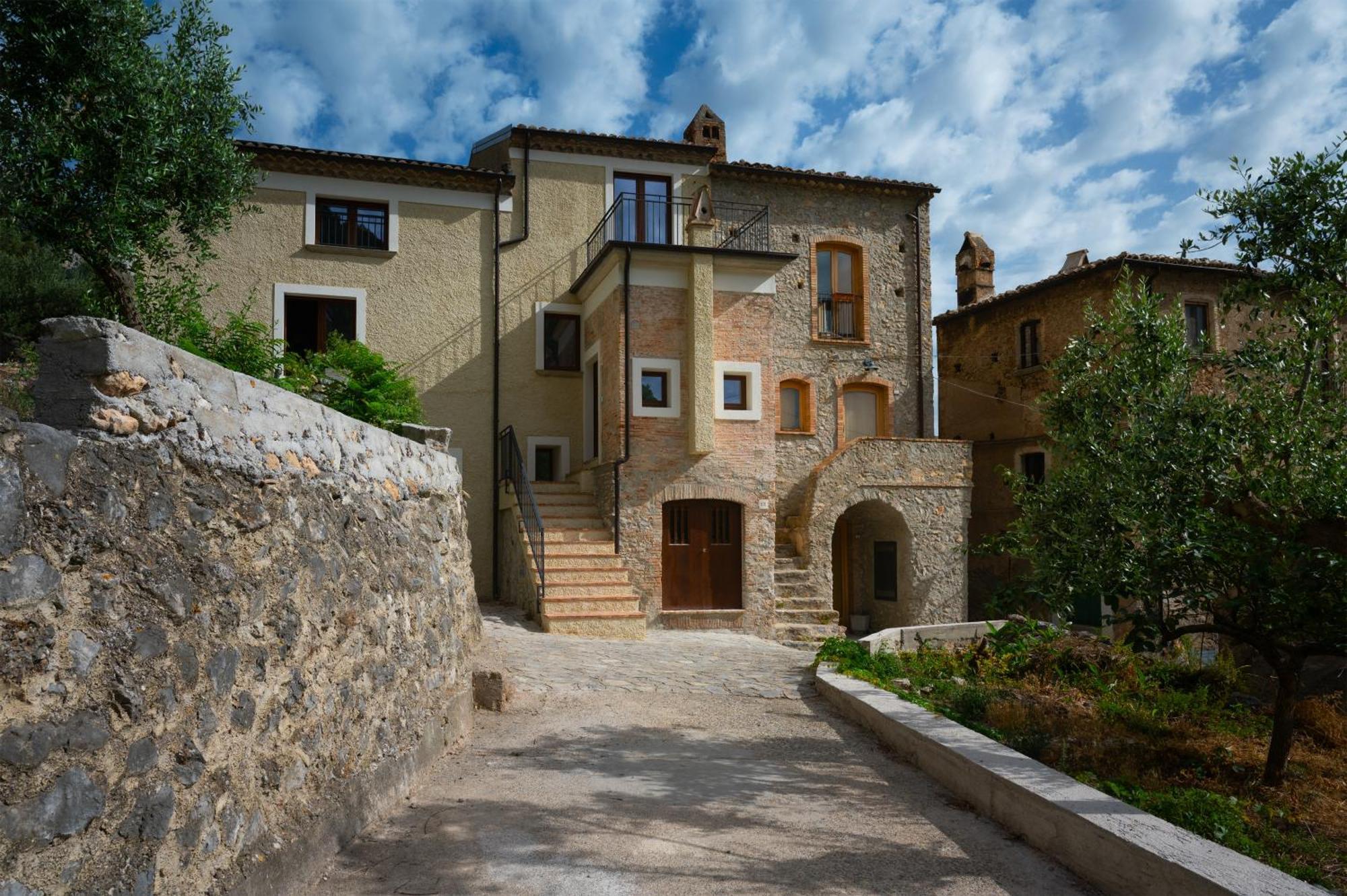 Bed and Breakfast Il Belvedere à Civita Extérieur photo