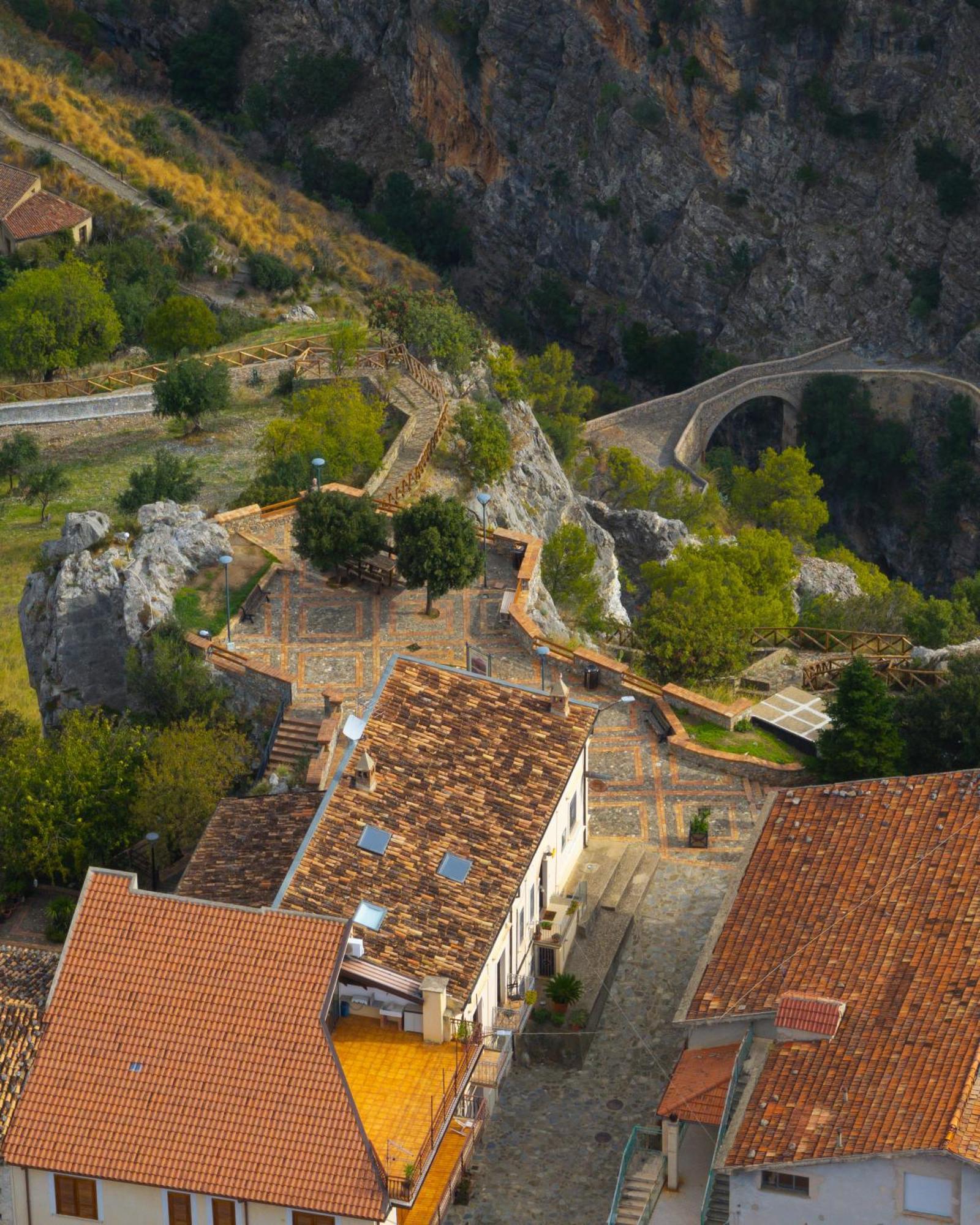 Bed and Breakfast Il Belvedere à Civita Extérieur photo