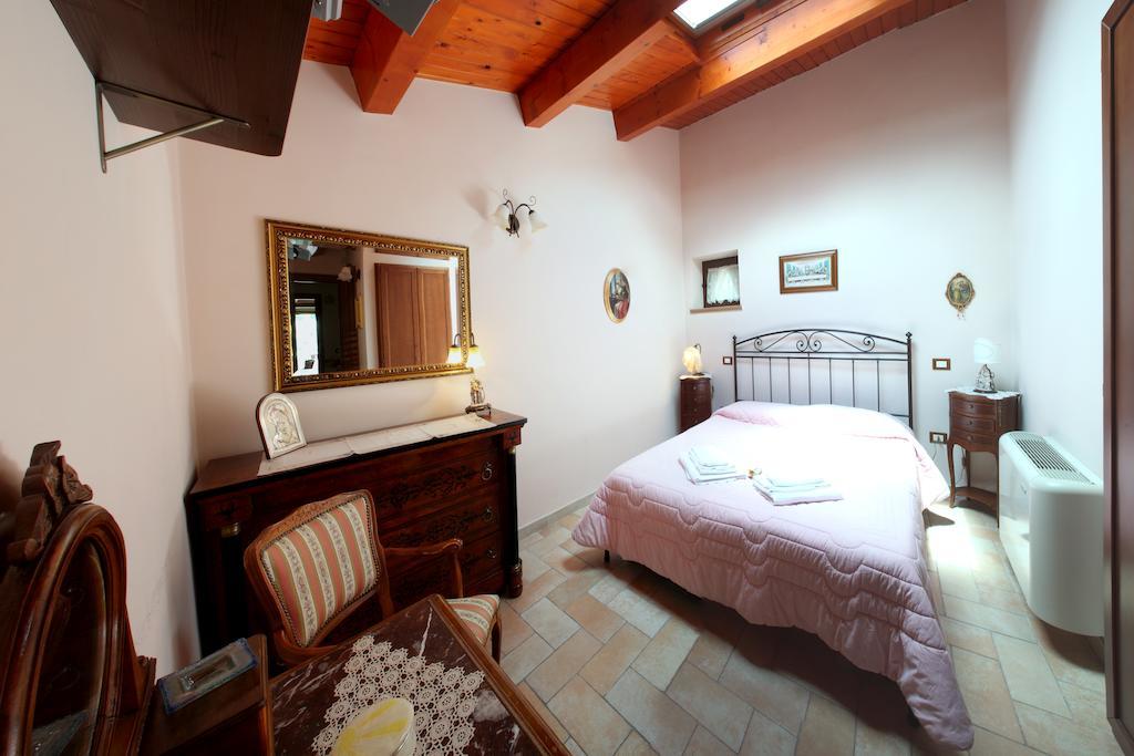 Bed and Breakfast Il Belvedere à Civita Extérieur photo